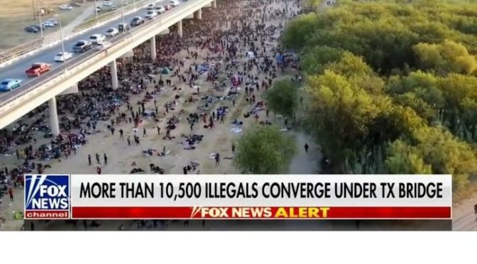 Illegal Immigrants Texas Bridge